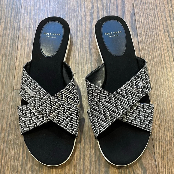 Cole Haan Women's Salwasam Open Toe Sandal - Picture 11 of 11